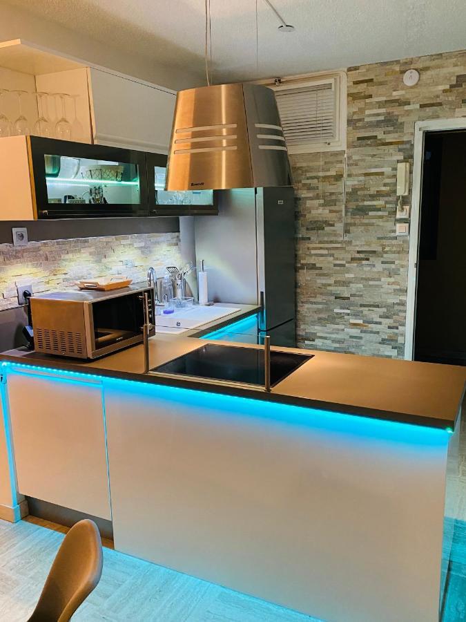 Appartement Cote D'Azur Plage - Piscine - Tennis Villeneuve-Loubet Exterior foto